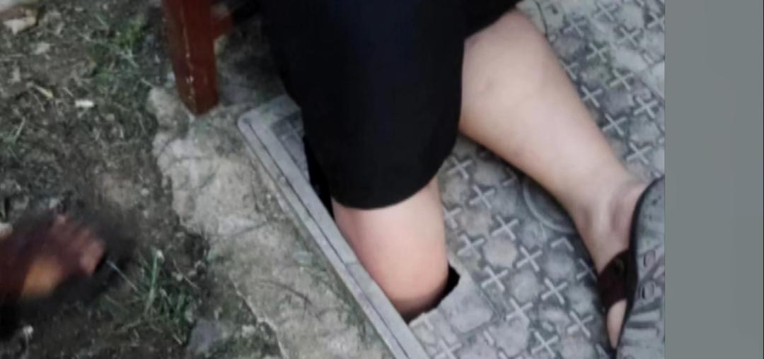 DƬ